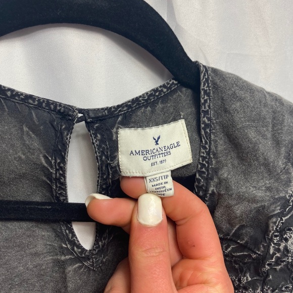 American Eagle Gray Eyelet Crop Top - Picture 7 of 8
